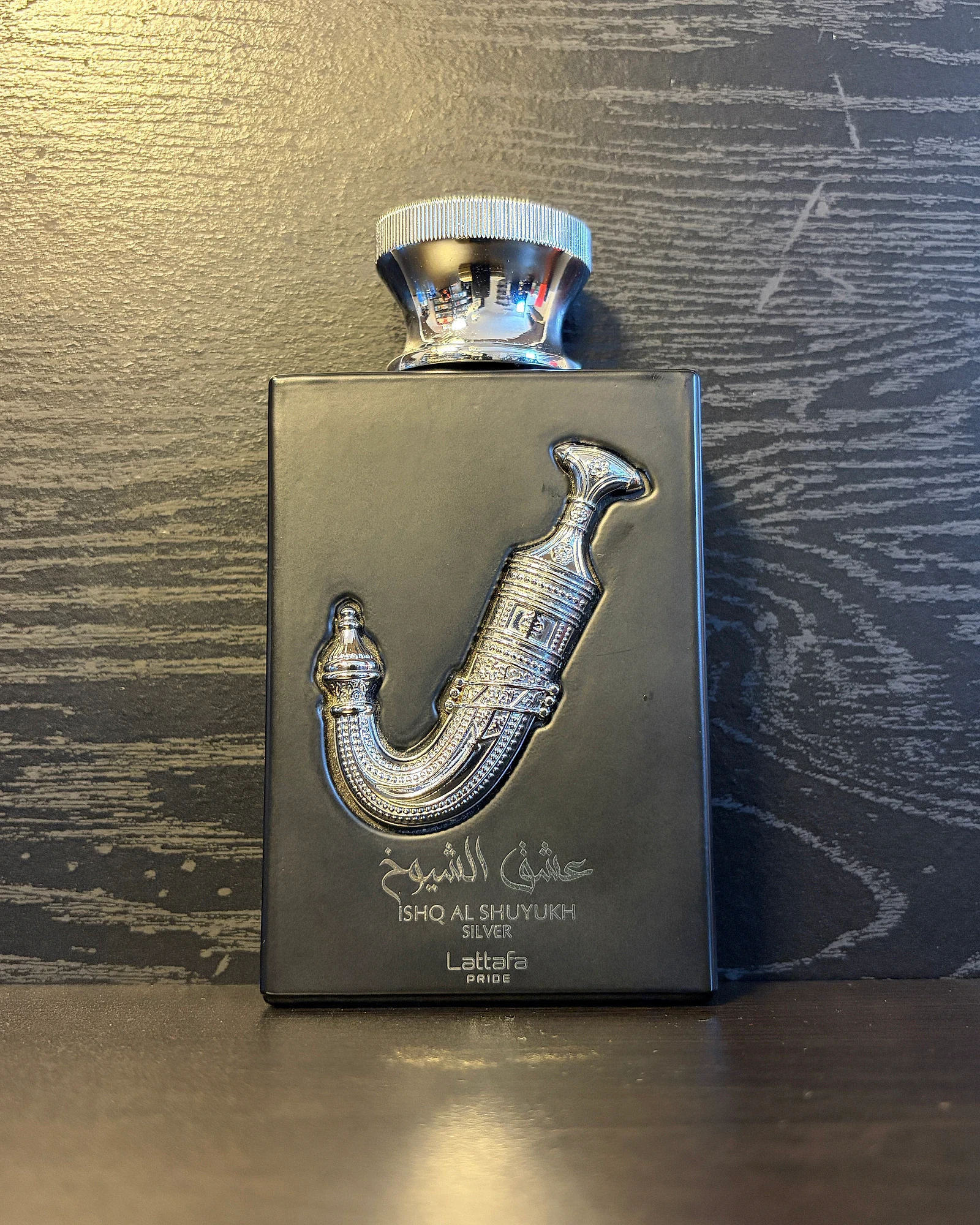 Lattafa Pride Ishq Al Shuyukh Silver